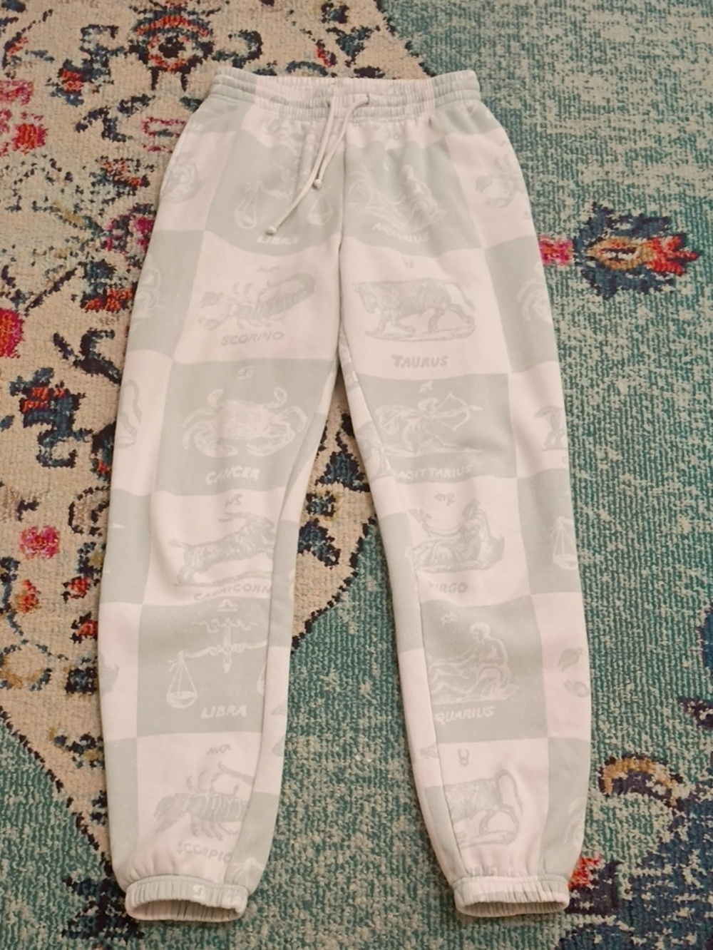 Out From Under Zodiac Sweatpants S